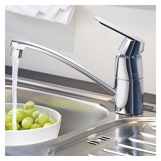 Bild 2 - Spültischmischer Grohe Eurosmart Cosmopolitan Schwenkauslauf, Ausladung 226 mm, chrom - 32842000