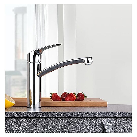 Bild 2 - Spültischmischer Hansgrohe Focus Schwenkauslauf, Ausladung 220 mm, verchromt - 31806000