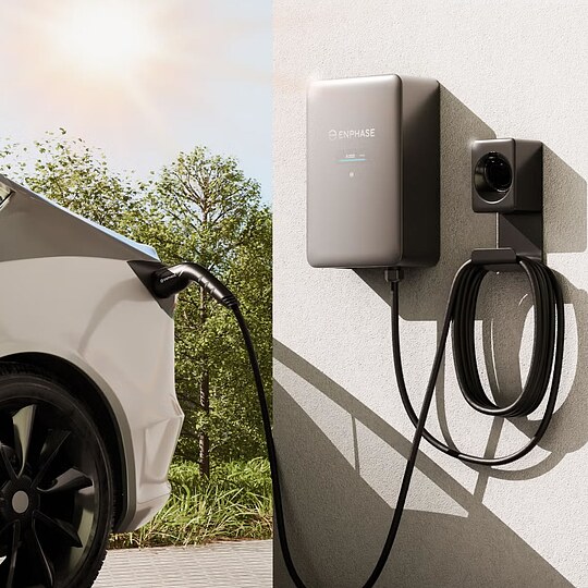 Bild 3 - Enphase Wallbox EV-Charger 2 ein-/dreiphasig, mit Typ 2 Stecker und 7,5 m Kabel, RFID - von 7,4 - 22 kW