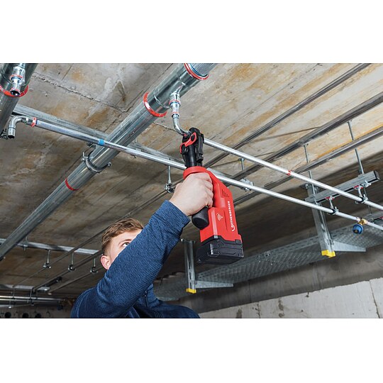 Bild 2 - ROTHENBERGER ROMAX Compact 3 inkl. 2 Akkus 2,0 Ah, Schnellladegerät, System-Box und Pressbacken V 15, 18, 22, 28 (SV)