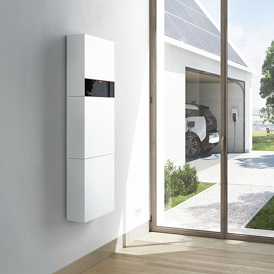 Bild 6 - Viessmann PV-Paket S mit 18 Modulen Glas-Glas black frame + 10 kWh Stromspeicher Vitocharge VX3 & Montagesystem Flachdach S�d - Z032058