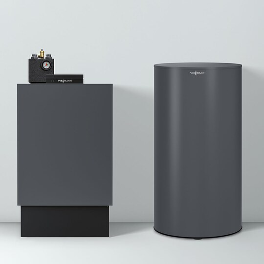 Bild 6 - Viessmann l-Brennwert-Paket Vitoladens 300-C 28,9 kW modulierend mit Regelung Vitotronic 200 und 200l Speicher nebengestellt - Z022420