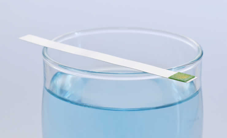 Wasserhaerte-messen-um-Kalkgehalt-im-Wasser-erfahren