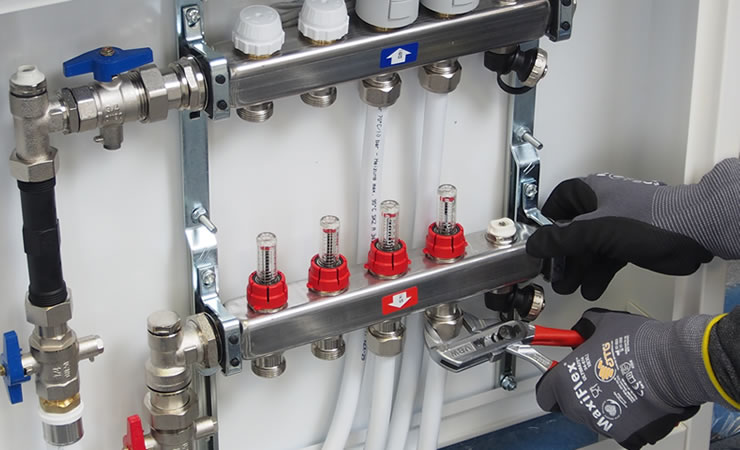 Fussbodenheizung selbst verlegen Dichtigkeitsprüfung